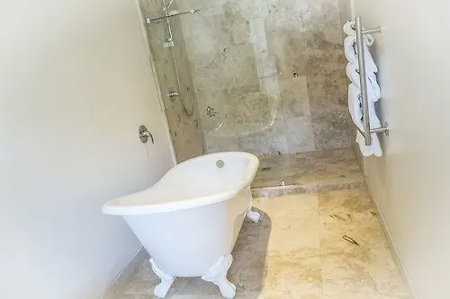 Rhonda'S Manor Boutique Guest House Cape Town